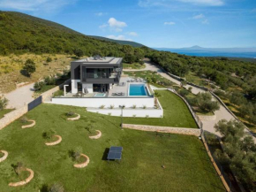 Holiday Home in Koromacno with views and wellness